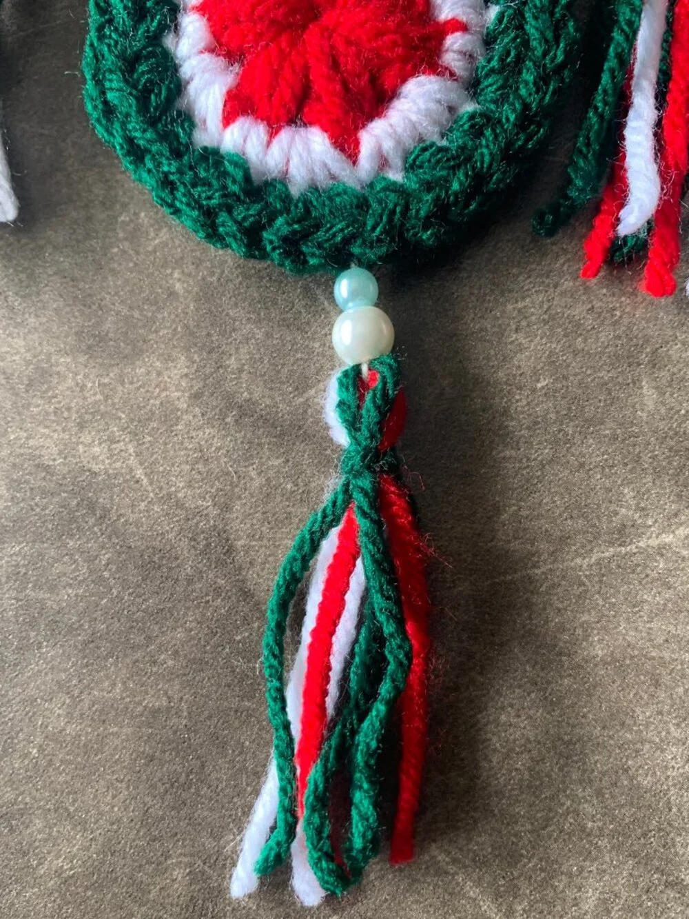 6 Mini Christmas Dream Catchers Hand Crocheted - Picture 2 of 6